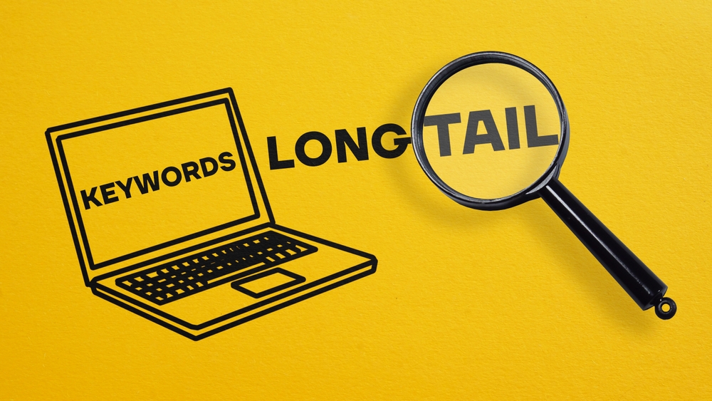 Long tail keywords are shown using a text and picture of laptop