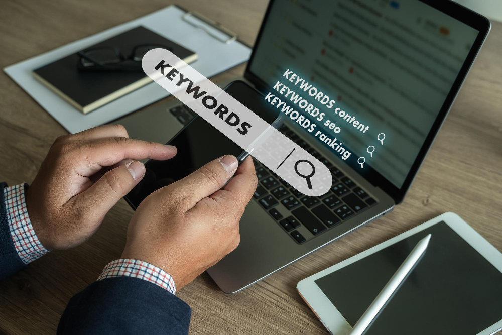 Businessmanman search website for content keywords